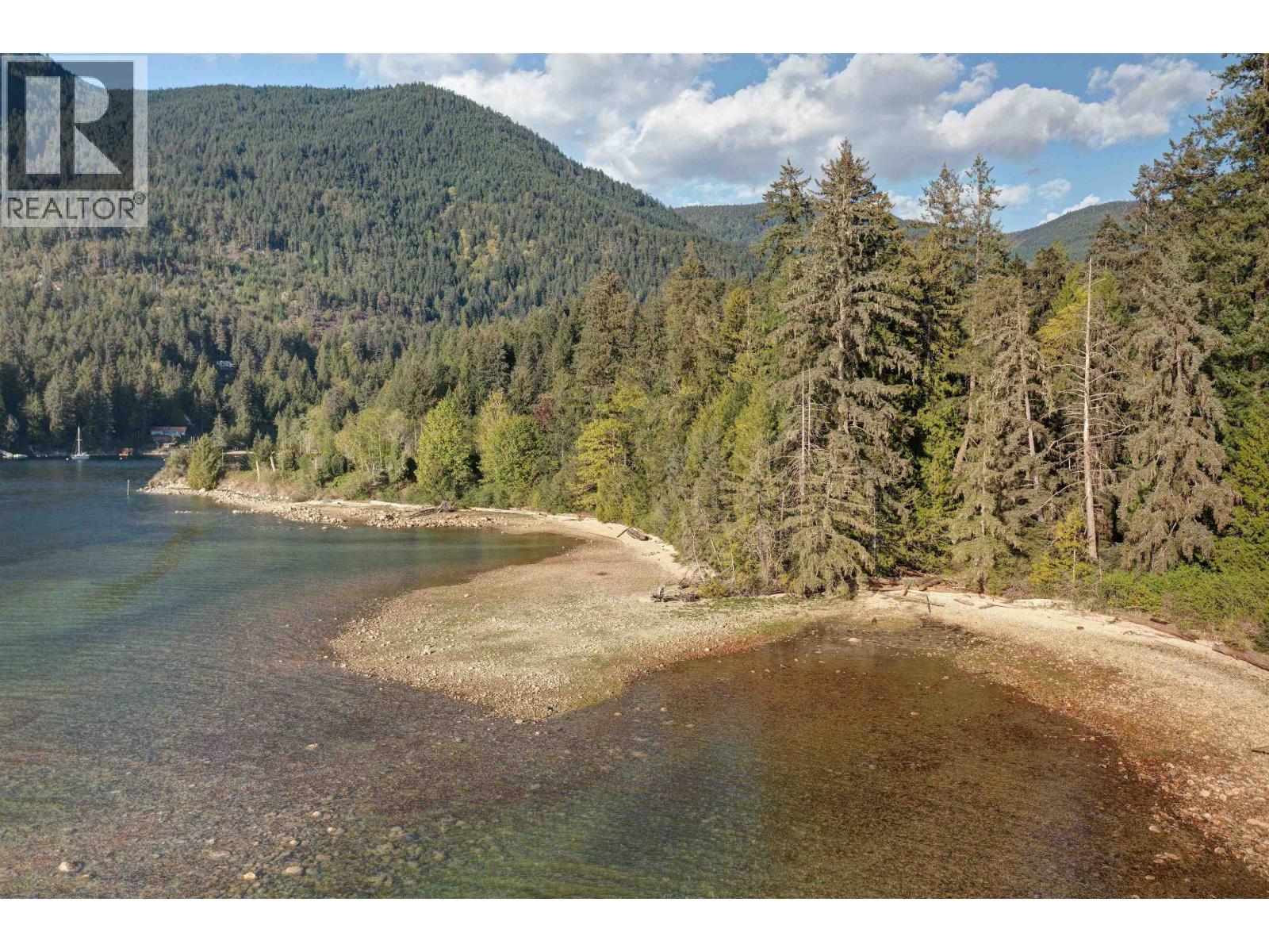 7425 Sechelt Inlet Road, Sechelt, British Columbia  V7Z 0C7 - Photo 26 - R3138714