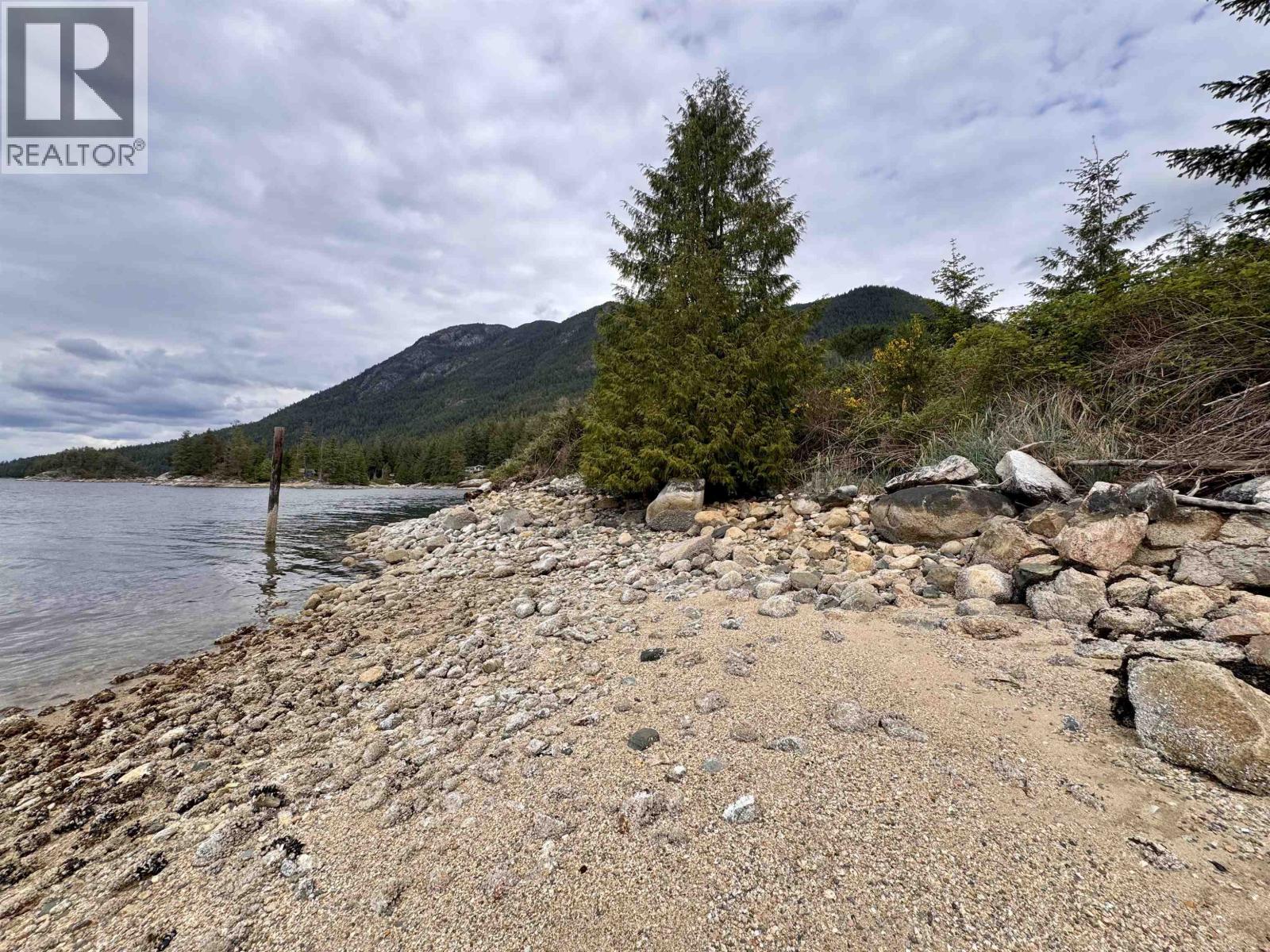 7425 Sechelt Inlet Road, Sechelt, British Columbia  V7Z 0C7 - Photo 27 - R3138714