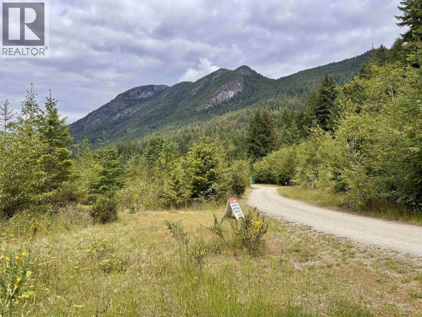 7425 Sechelt Inlet Road, Sechelt, British Columbia  V7Z 0C7 - Photo 35 - R3138714