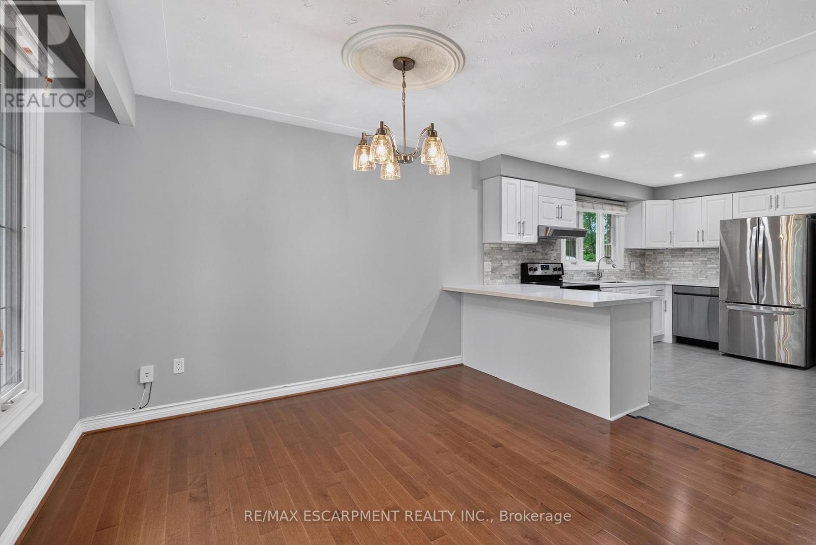 1- Upper - 294 Jones Road, Hamilton, Ontario  L8E 5L8 - Photo 6 - X13476596