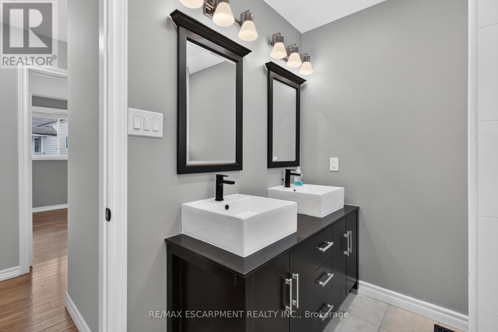 1- Upper - 294 Jones Road, Hamilton, Ontario  L8E 5L8 - Photo 13 - X13476596