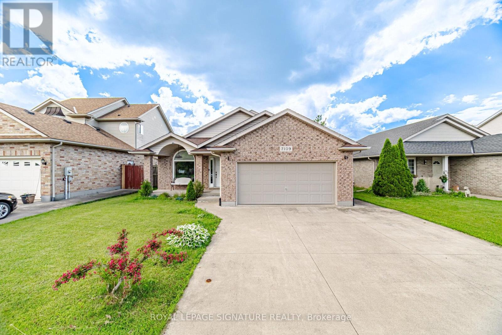 7109 Parkside Road, Niagara Falls, Ontario  L2H 3L6 - Photo 2 - X13476782