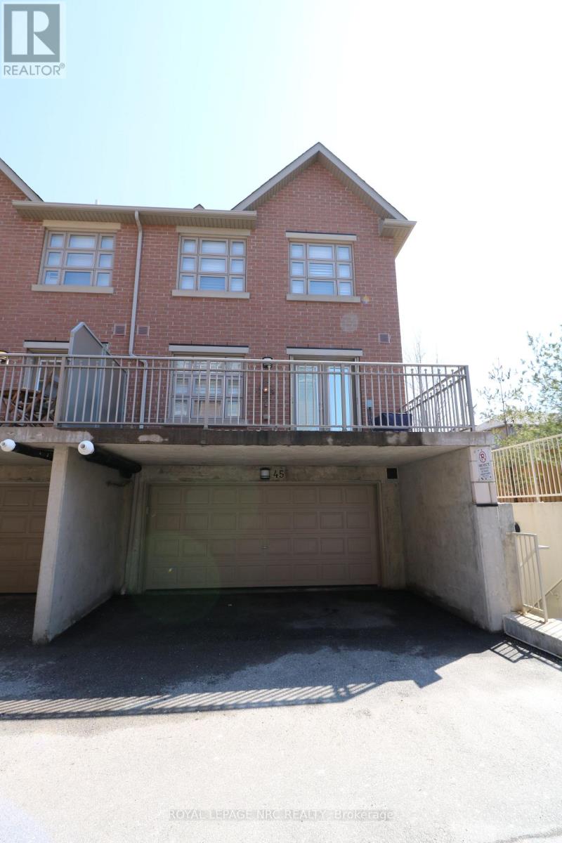 45 - 2460 Prince Michael Drive, Oakville, Ontario L6H 0G8 - Photo 28 - W13471944