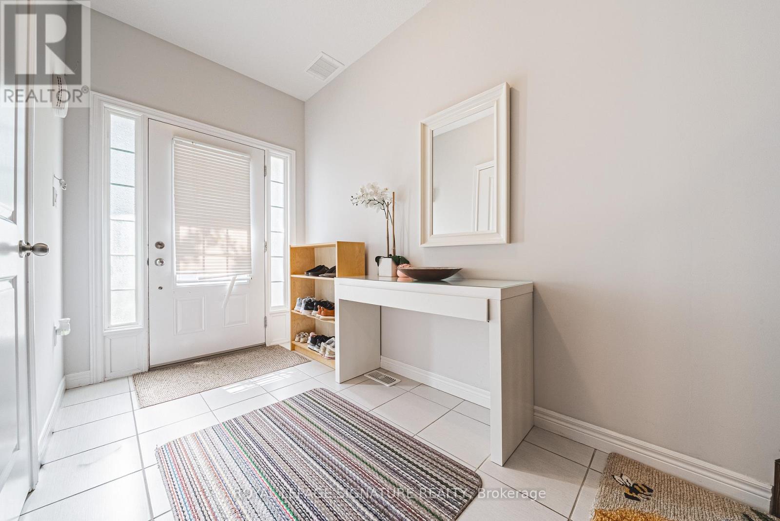 3 - 90 Raymond Road, Hamilton, Ontario  L9K 0A4 - Photo 4 - X13476836