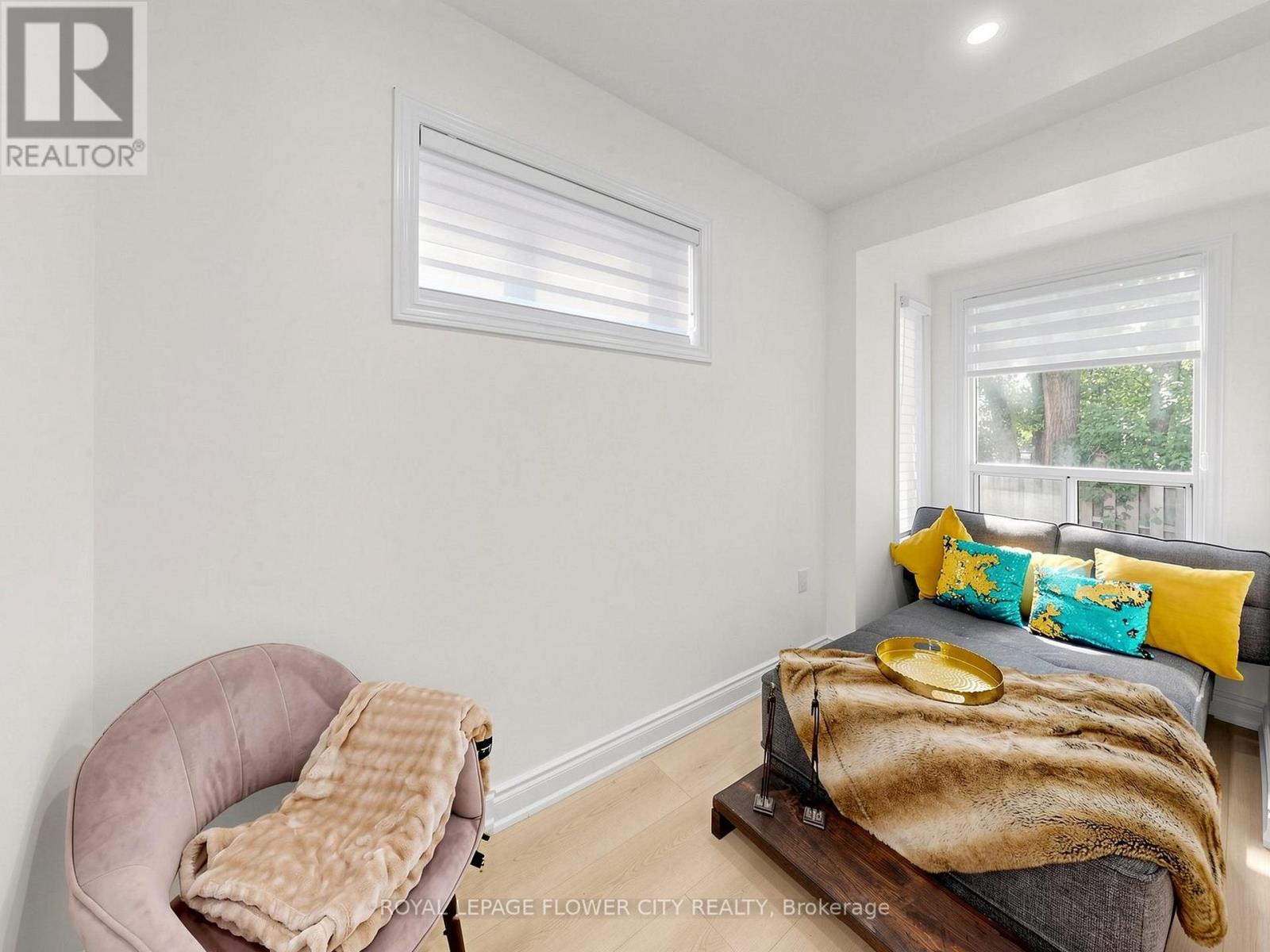 11 Holton Avenue N, Hamilton, Ontario  L8L 6H3 - Photo 17 - X13475376