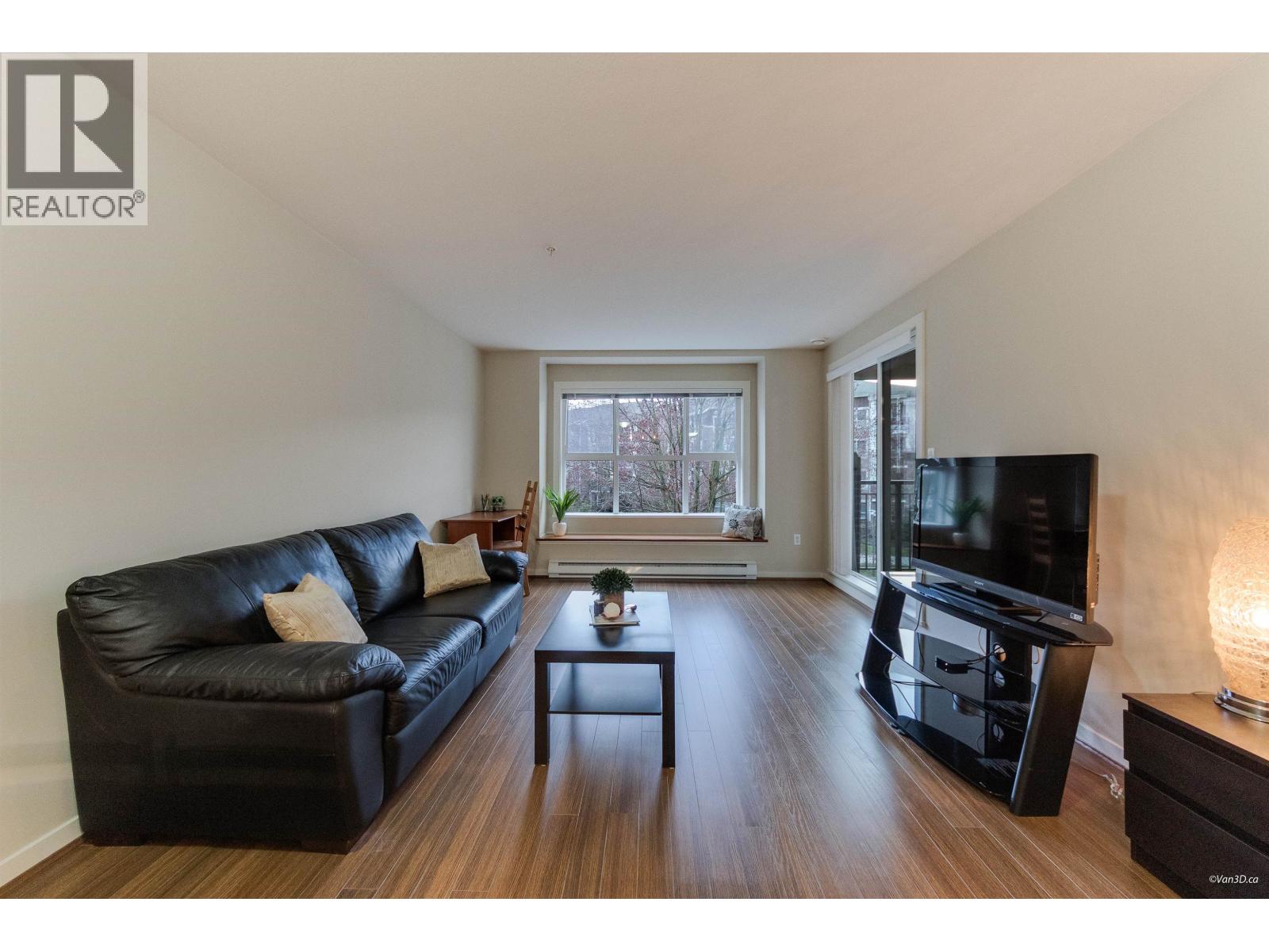 318 5775 Irmin Street, Burnaby, British Columbia  V5J 0C3 - Photo 5 - R3138636