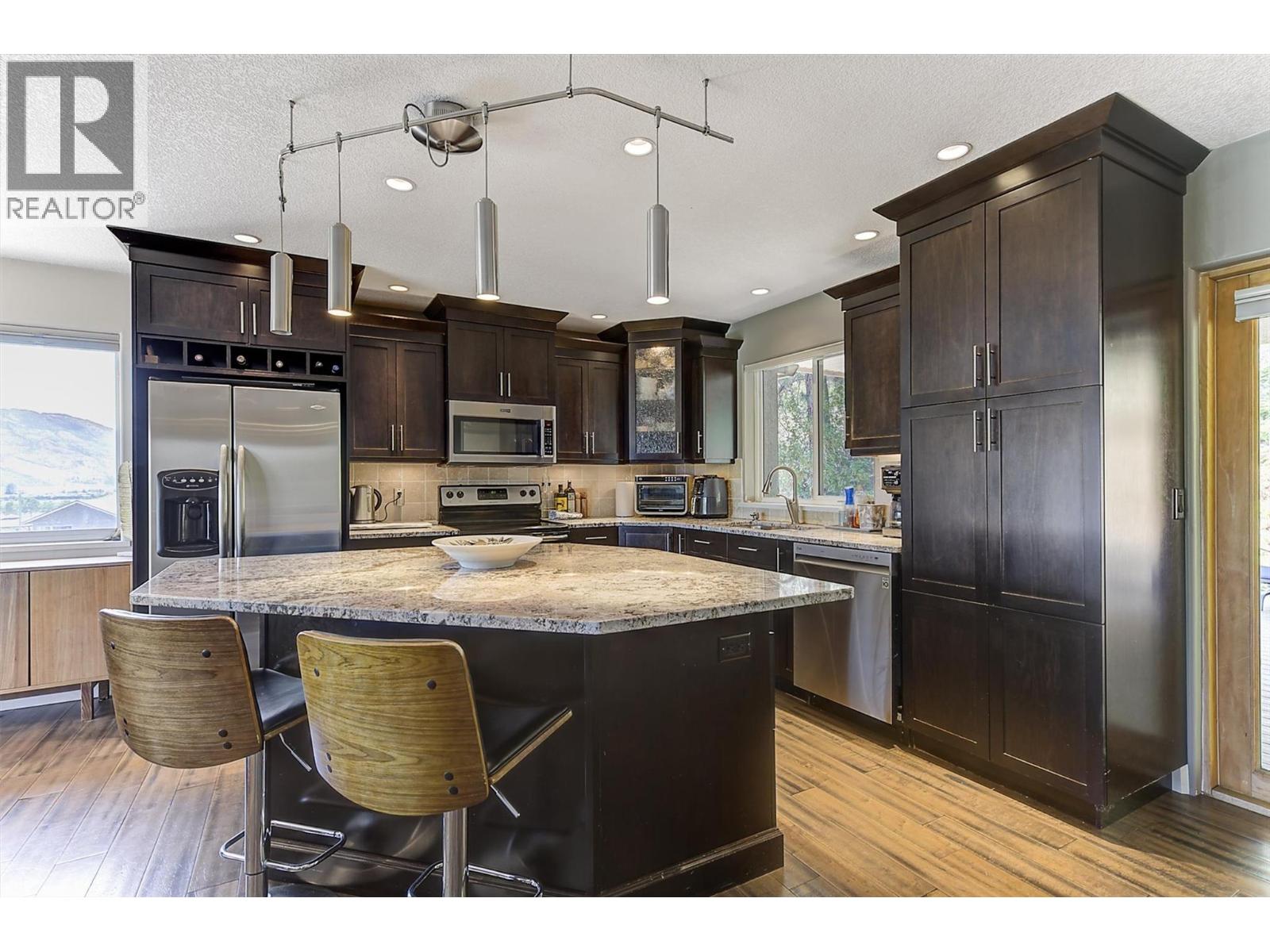 3605 Empire Place, West Kelowna, British Columbia  V4T 1Y8 - Photo 3 - 10391986