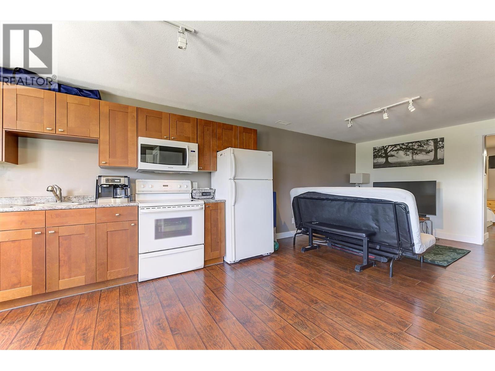 3605 Empire Place, West Kelowna, British Columbia  V4T 1Y8 - Photo 21 - 10391986