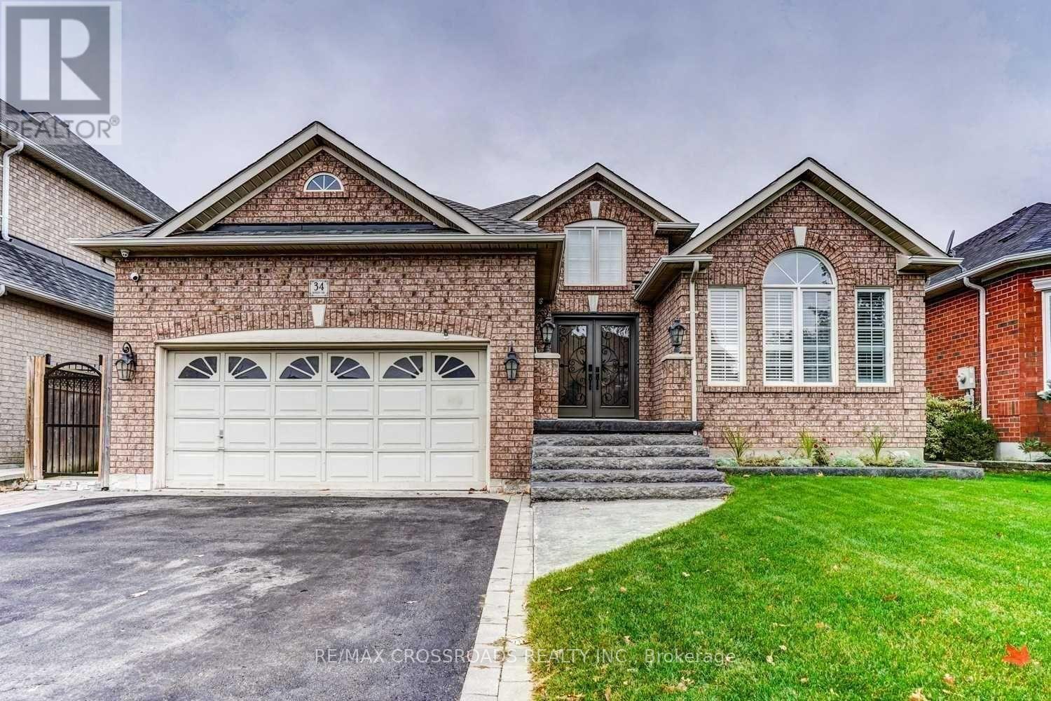 34 SONLEY DRIVE, Whitby, Ontario