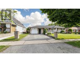 470 CROMWELL AVENUE, Oshawa, Ontario