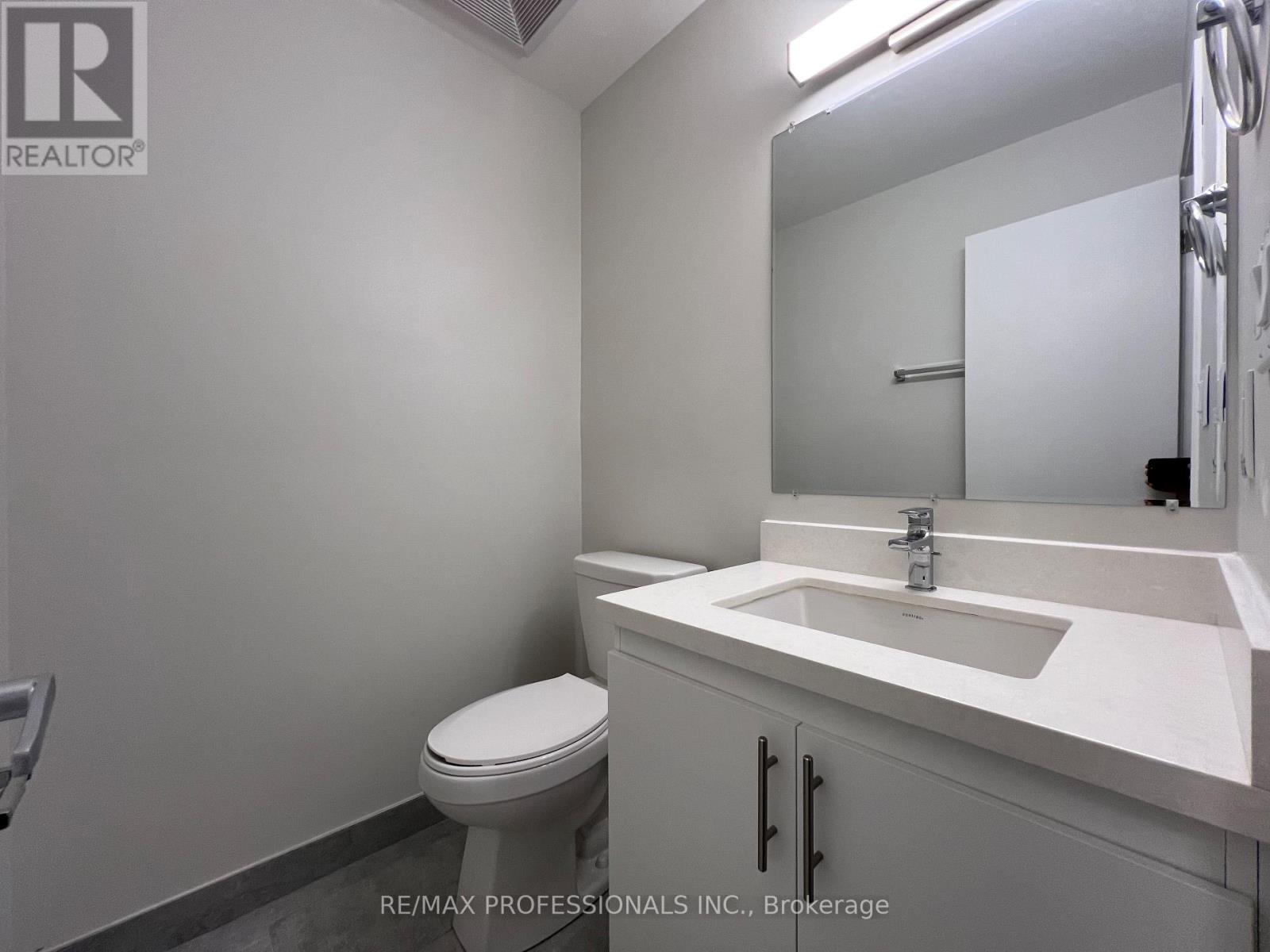 140 - 62 Dixfield Drive, Toronto, Ontario  M9C 3W1 - Photo 5 - W13476994