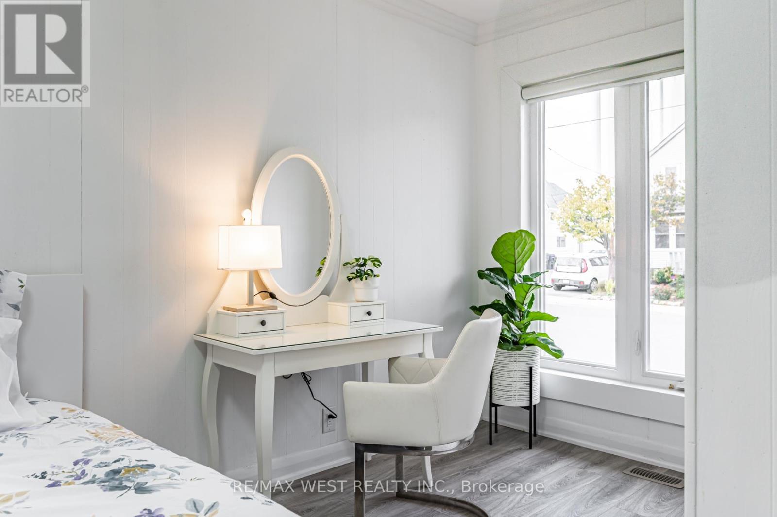 132 Twenty Second Street, Toronto, Ontario  M8V 3M4 - Photo 10 - W13476996