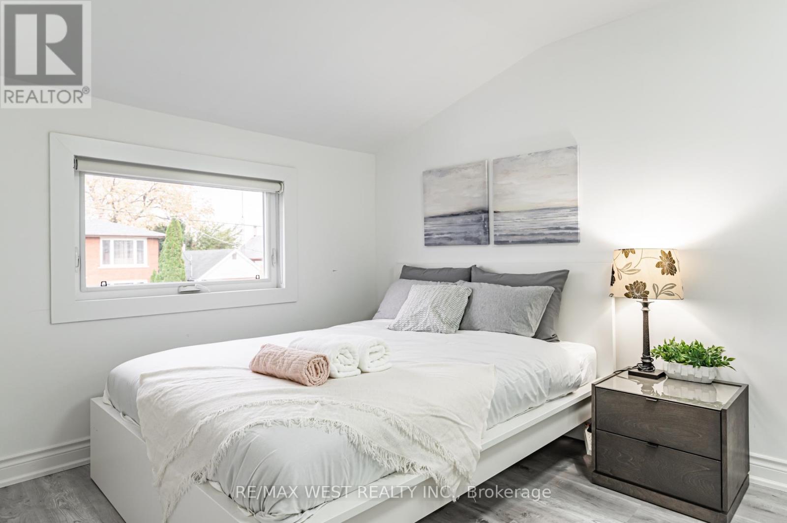 132 Twenty Second Street, Toronto, Ontario  M8V 3M4 - Photo 7 - W13476996