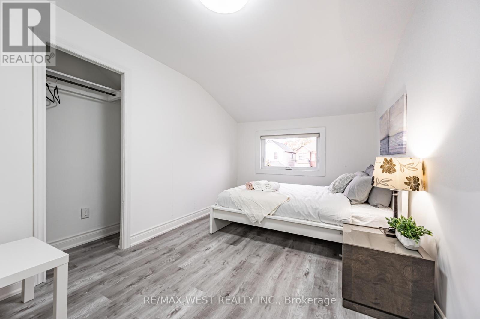 132 Twenty Second Street, Toronto, Ontario  M8V 3M4 - Photo 8 - W13476996