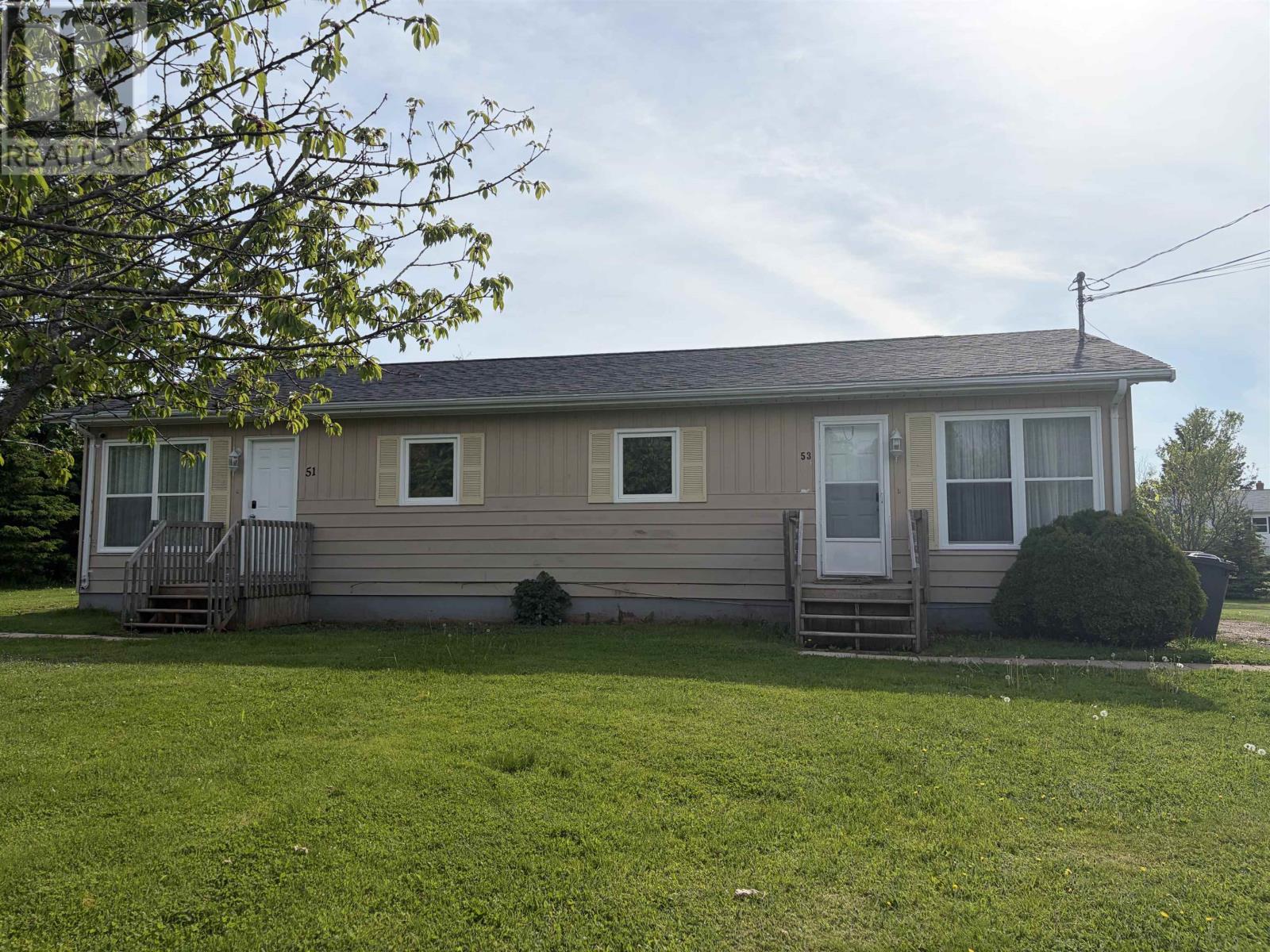 51-53 Matwood Drive, Stratford, Prince Edward Island  C1B 1K6 - Photo 2 - 202615197