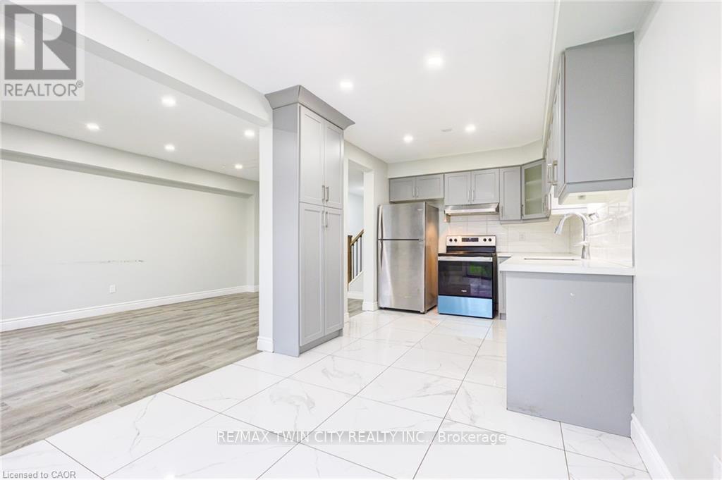 110 Commonwealth Street, Kitchener, Ontario  N2E 4K8 - Photo 10 - X13476920