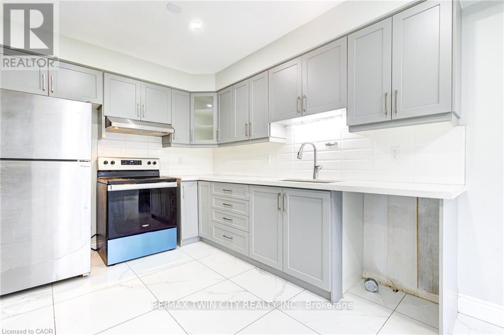 110 Commonwealth Street, Kitchener, Ontario  N2E 4K8 - Photo 11 - X13476920