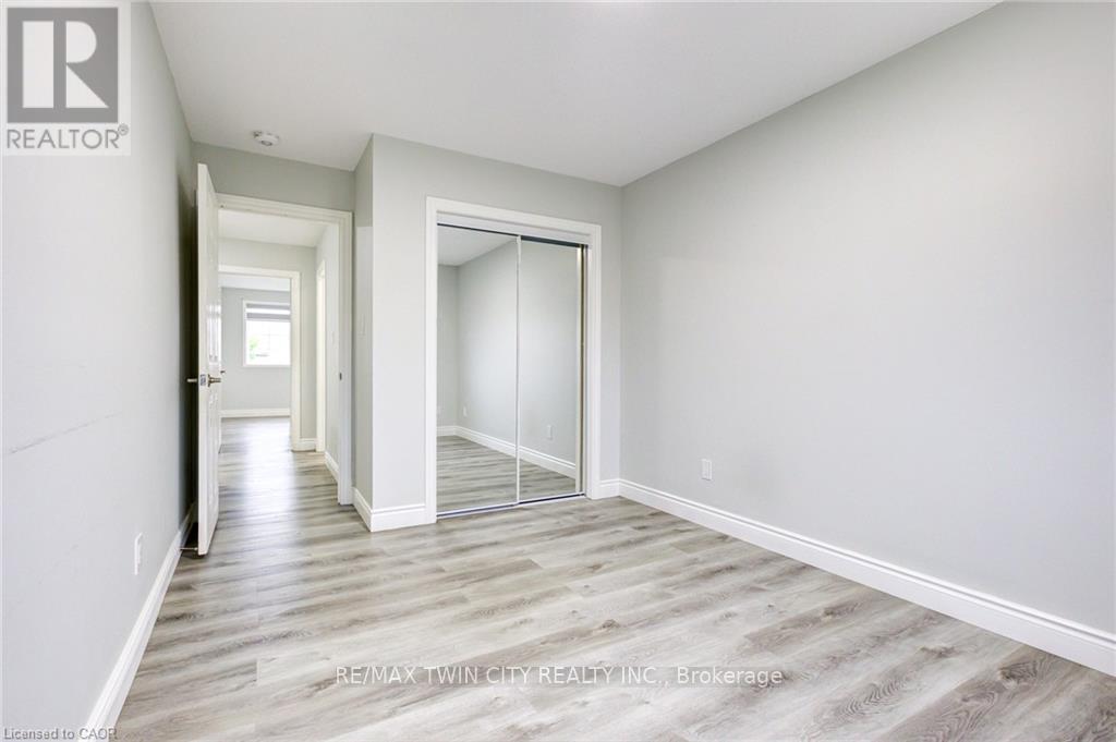 110 Commonwealth Street, Kitchener, Ontario  N2E 4K8 - Photo 24 - X13476920