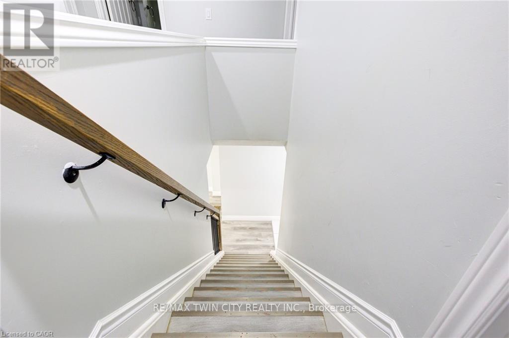 110 Commonwealth Street, Kitchener, Ontario  N2E 4K8 - Photo 25 - X13476920