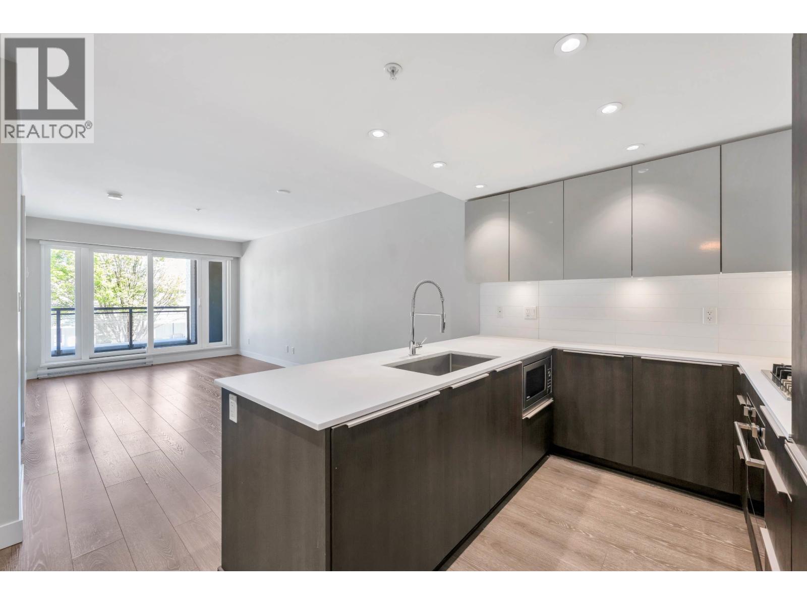 218 1588 E Hastings Street, Vancouver, British Columbia  V5L 1S5 - Photo 4 - R3138747