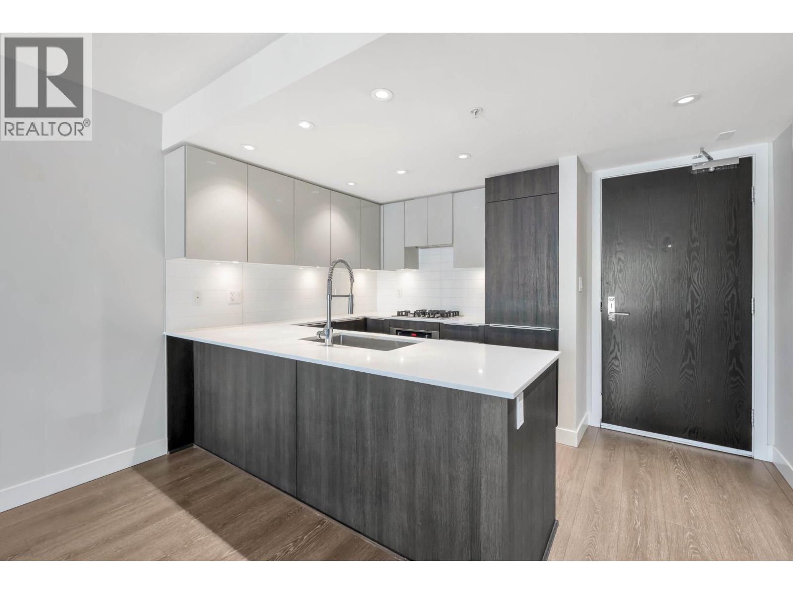 218 1588 E HASTINGS STREET, Vancouver, British Columbia