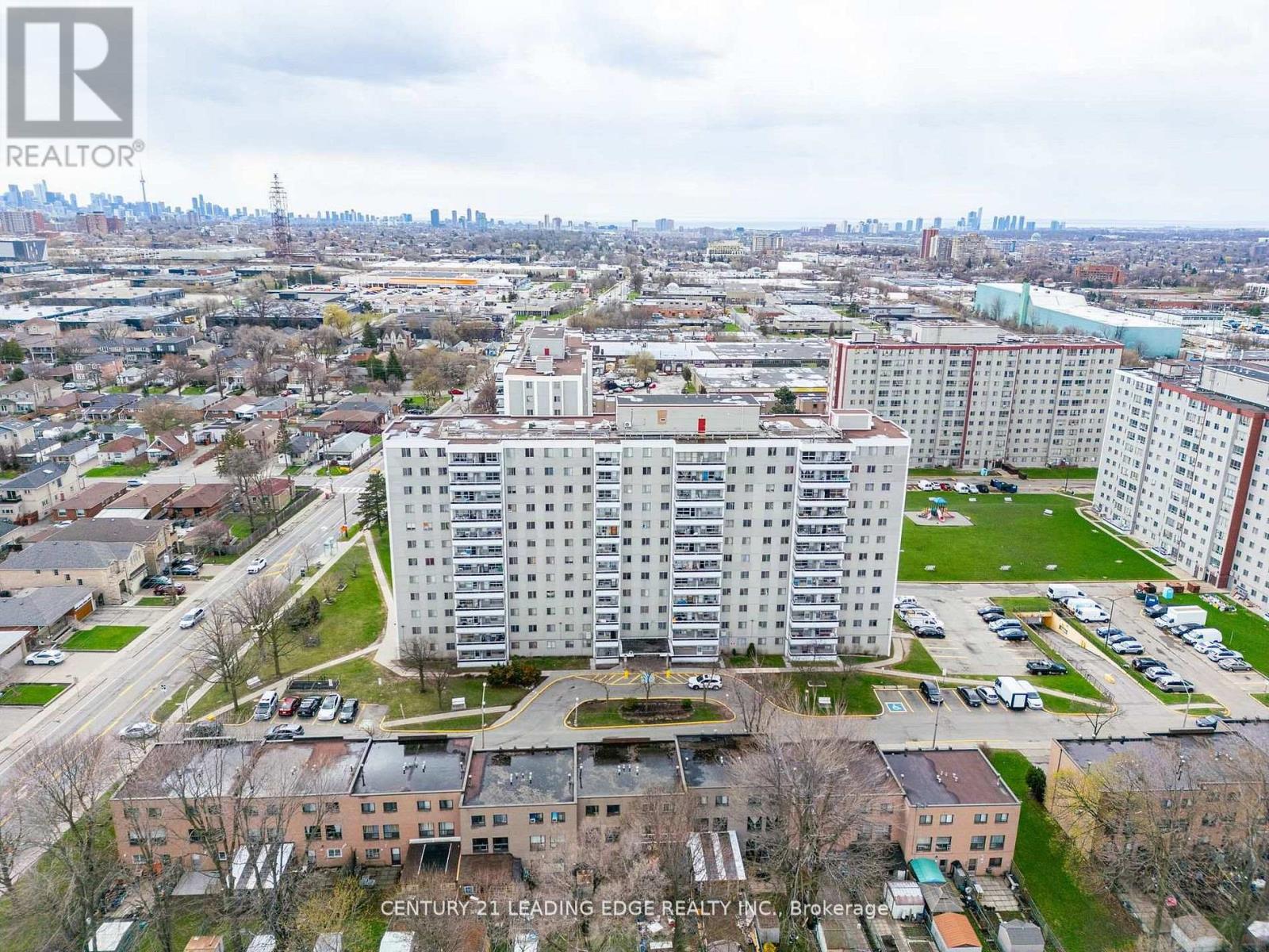 1208 - 200 Lotherton Pathway, Toronto, Ontario  M6B 2G9 - Photo 19 - W13473214