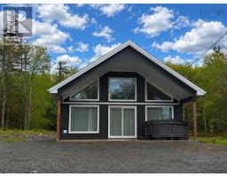 162 North End Road, Sutherland Lake, Nova Scotia
