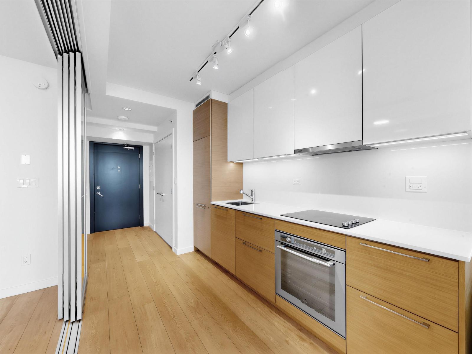 1208 13438 Central Avenue, Surrey, British Columbia  V3T 0N2 - Photo 15 - R3138524