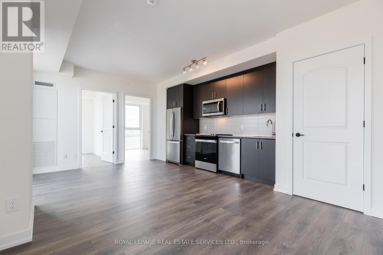 410 - 335 Wheat Boom Drive, Oakville, Ontario L6H 7Y1 - Photo 7 - W13477004