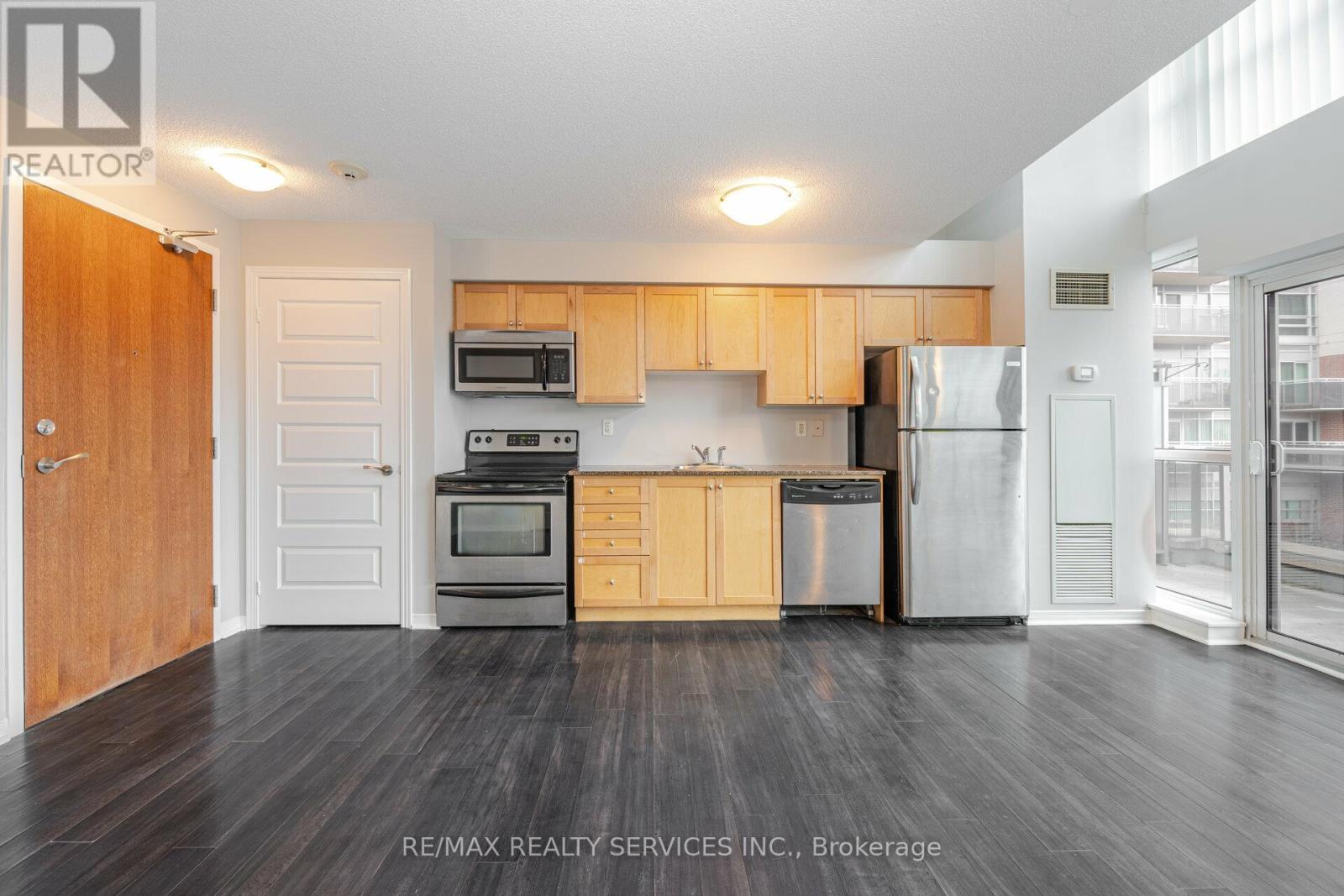 211 - 215 Queen Street E, Brampton, Ontario  L6W 0A9 - Photo 12 - W13477012