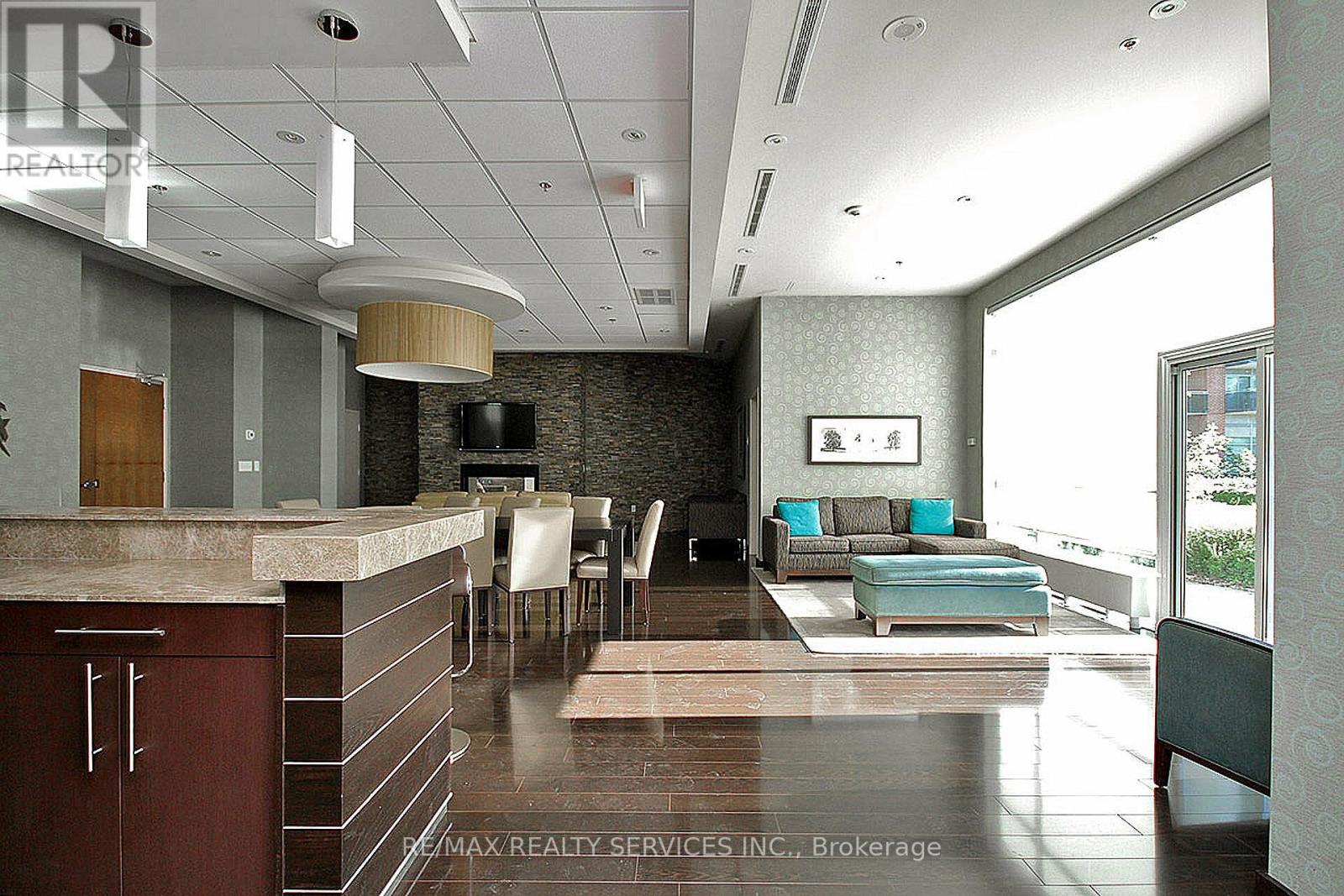 211 - 215 Queen Street E, Brampton, Ontario  L6W 0A9 - Photo 33 - W13477012