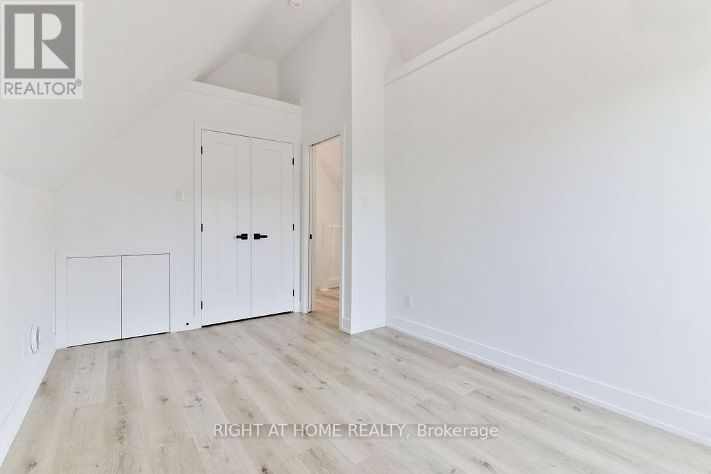 3 - 45 Brock Avenue, Toronto, Ontario M6K 2K9 - Photo 11 - W13477056