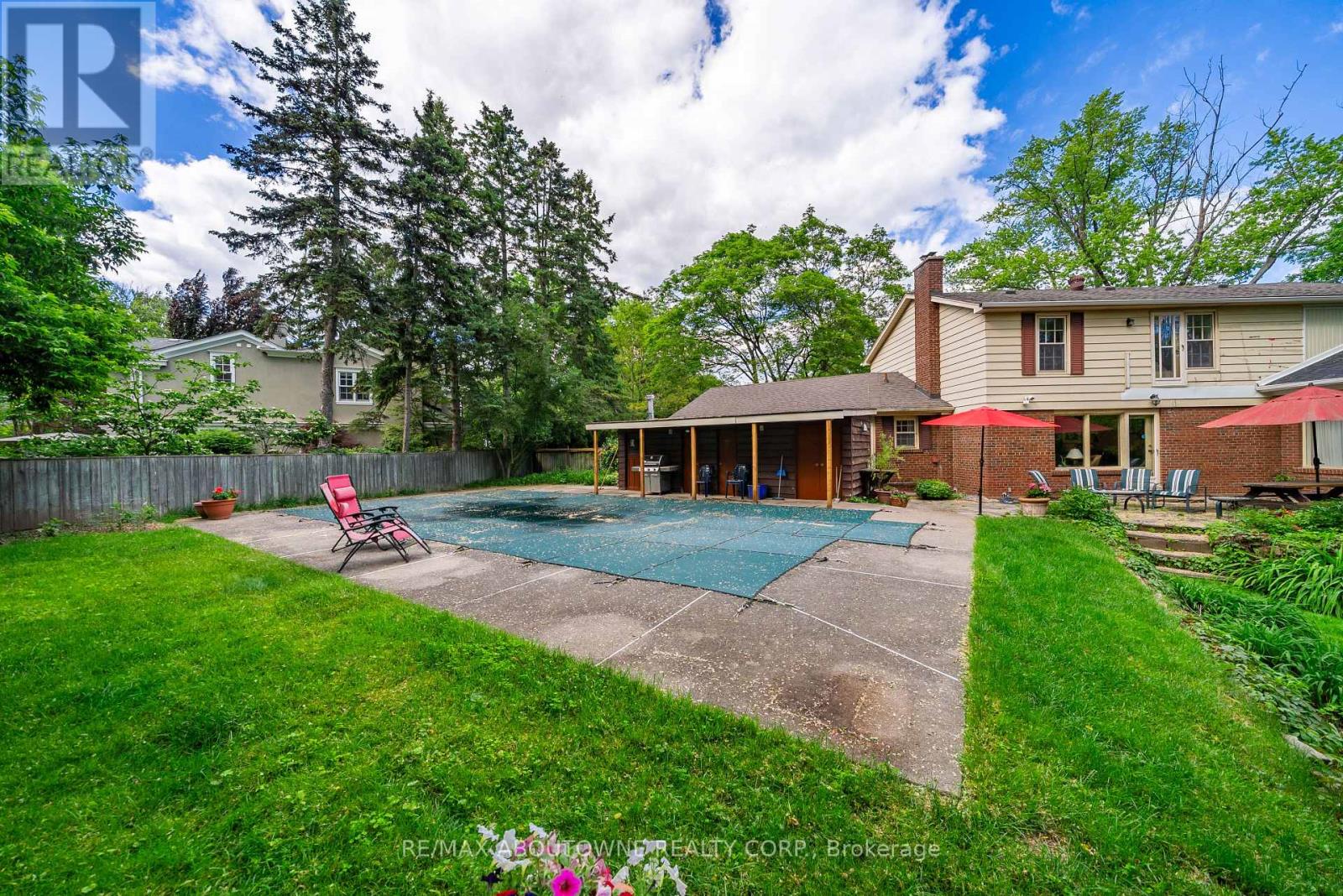 142 Abbey Court, Oakville, Ontario  L6J 4L1 - Photo 14 - W13477068