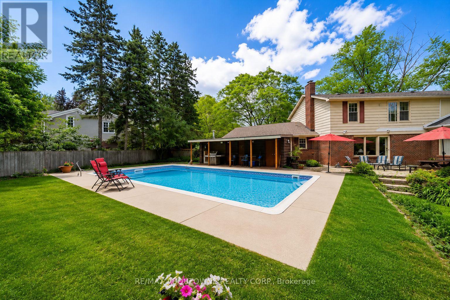 142 Abbey Court, Oakville, Ontario  L6J 4L1 - Photo 15 - W13477068