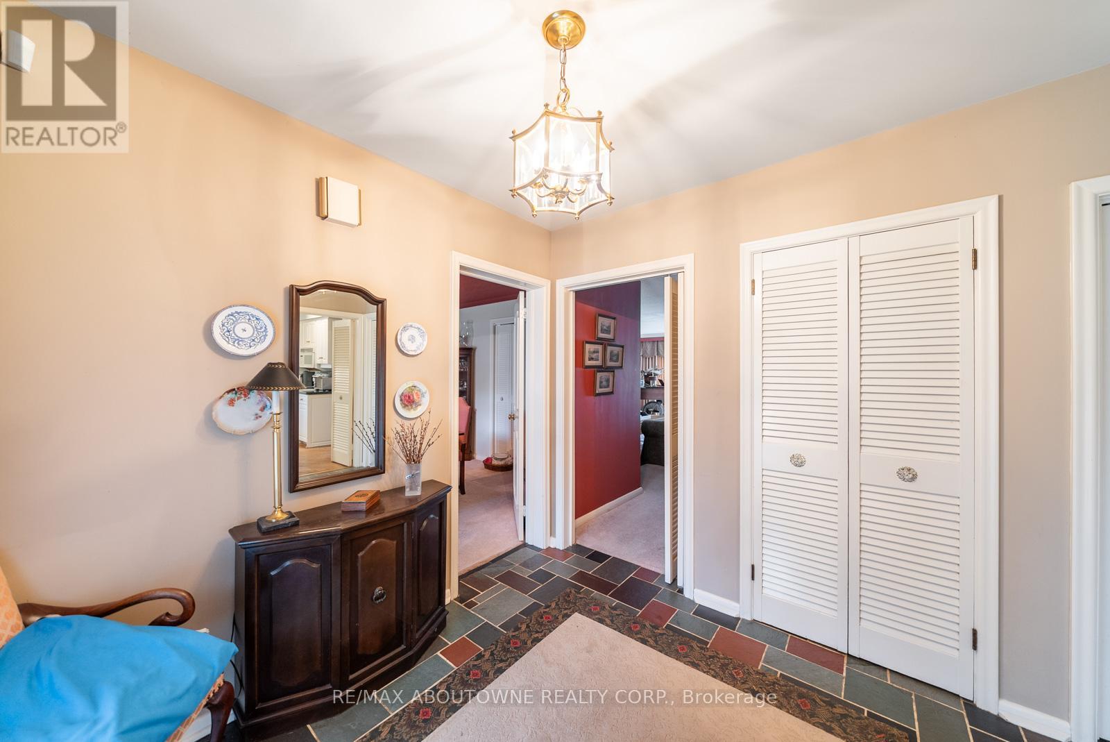 142 Abbey Court, Oakville, Ontario  L6J 4L1 - Photo 25 - W13477068