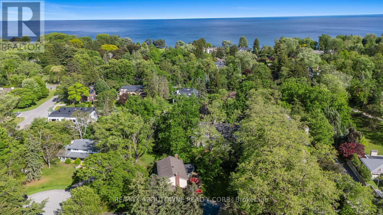 142 Abbey Court, Oakville, Ontario  L6J 4L1 - Photo 46 - W13477068