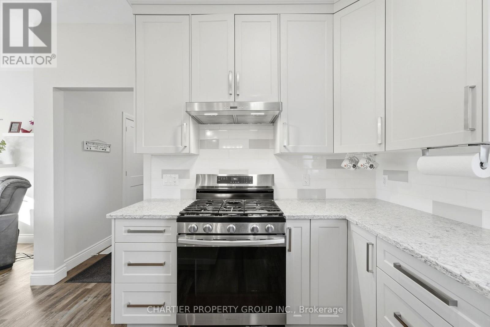 10664 Blaine Road, North Dundas, Ontario  K0E 1S0 - Photo 14 - X13477088
