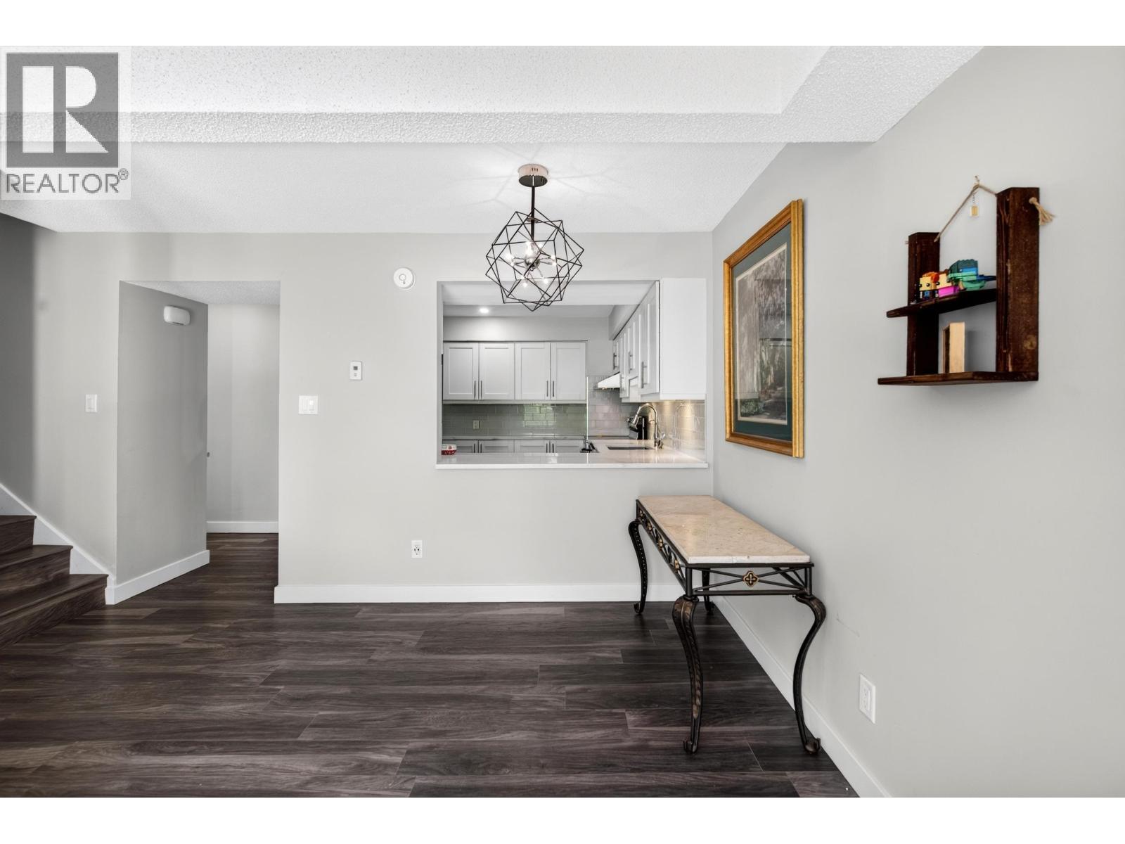 7330 Coronado Drive, Burnaby, British Columbia V5A 1R1 - Photo 6 - R3138591