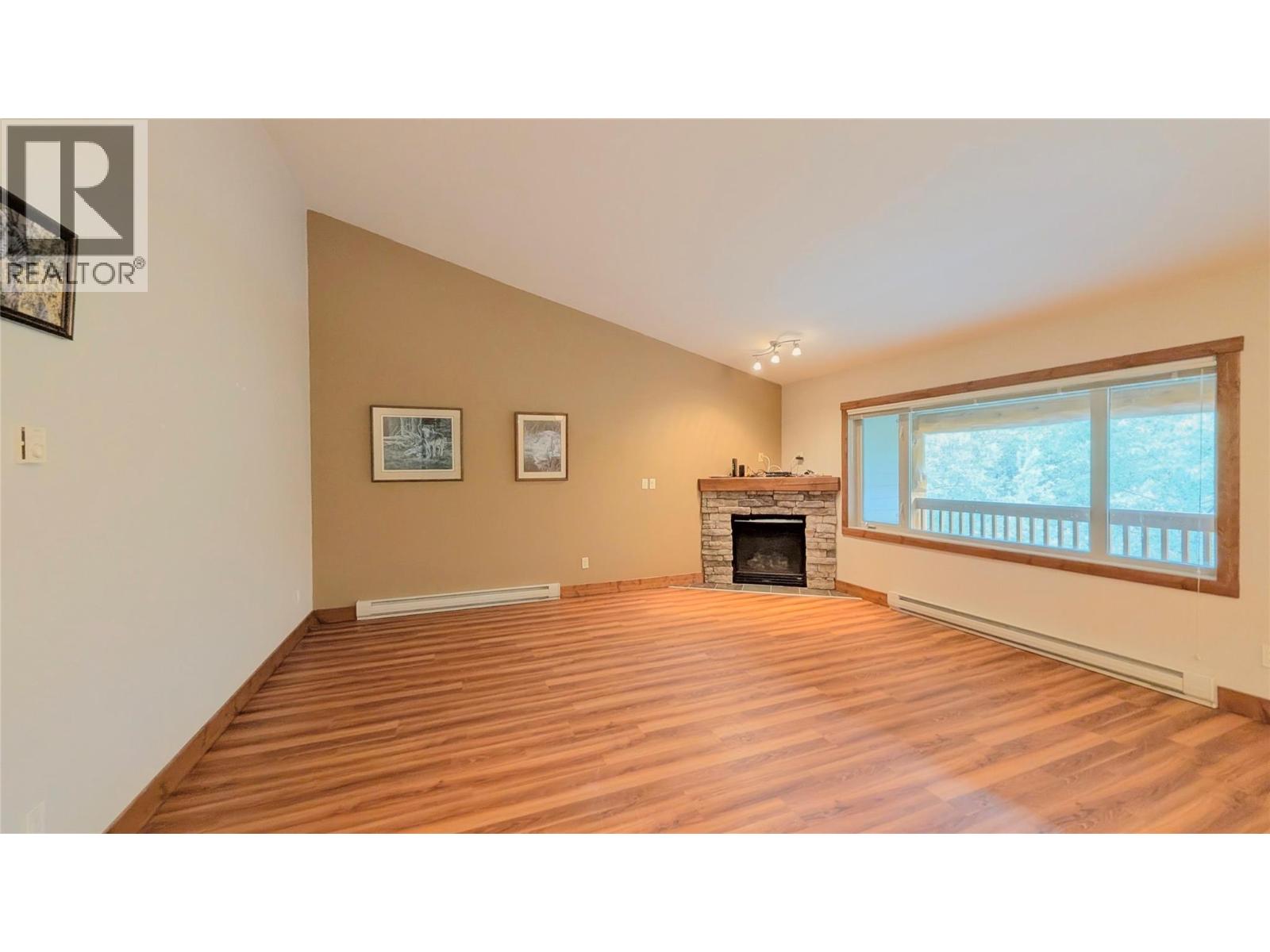 895 Dogwood Drive Unit# 29, Kimberley, British Columbia  V1C 2Y1 - Photo 4 - 10380234