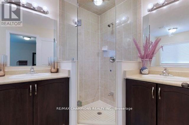 64 Pennycross Crescent, Brampton, Ontario  L7A 4M1 - Photo 10 - W13477082