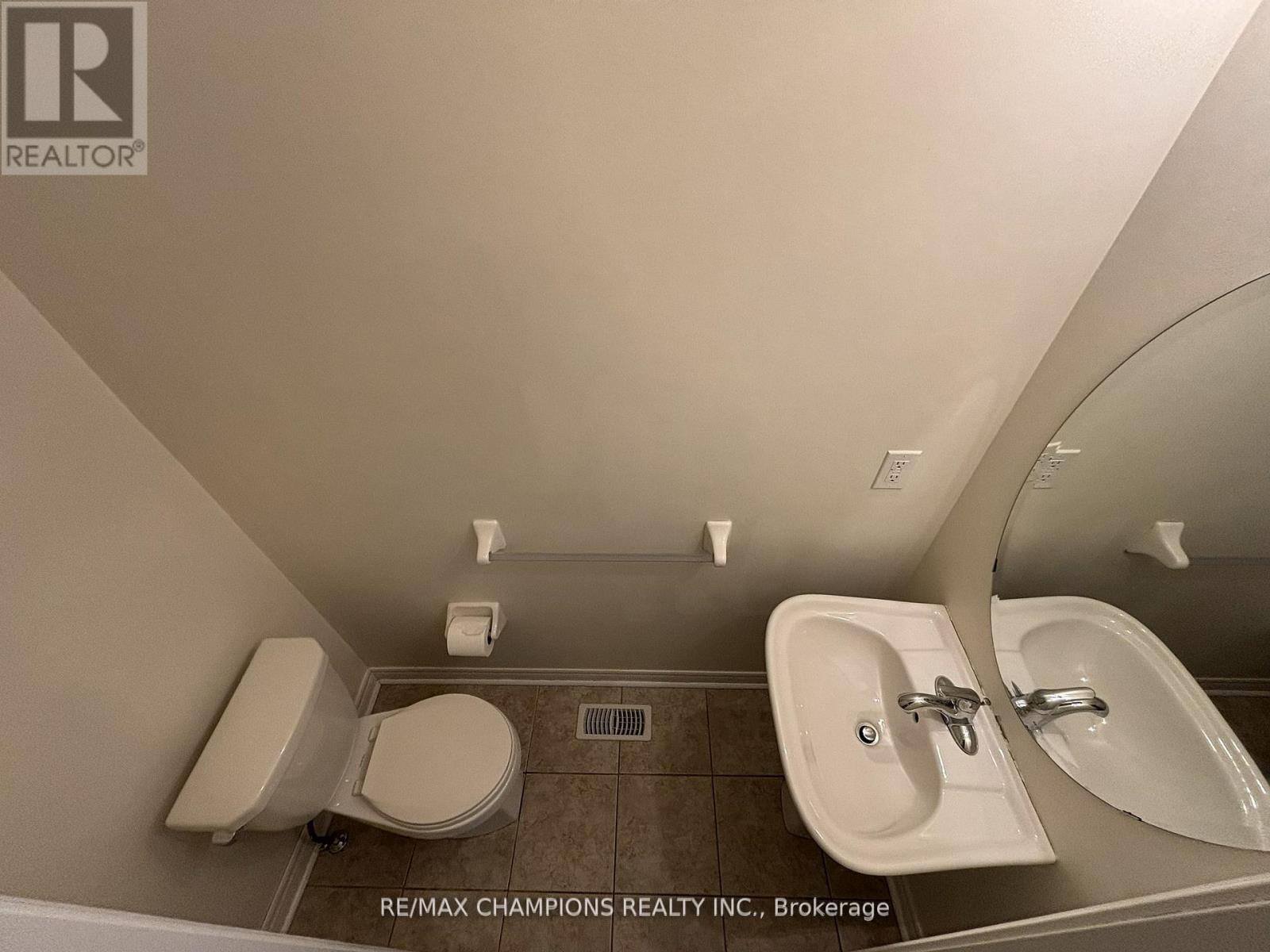 64 Pennycross Crescent, Brampton, Ontario  L7A 4M1 - Photo 12 - W13477082