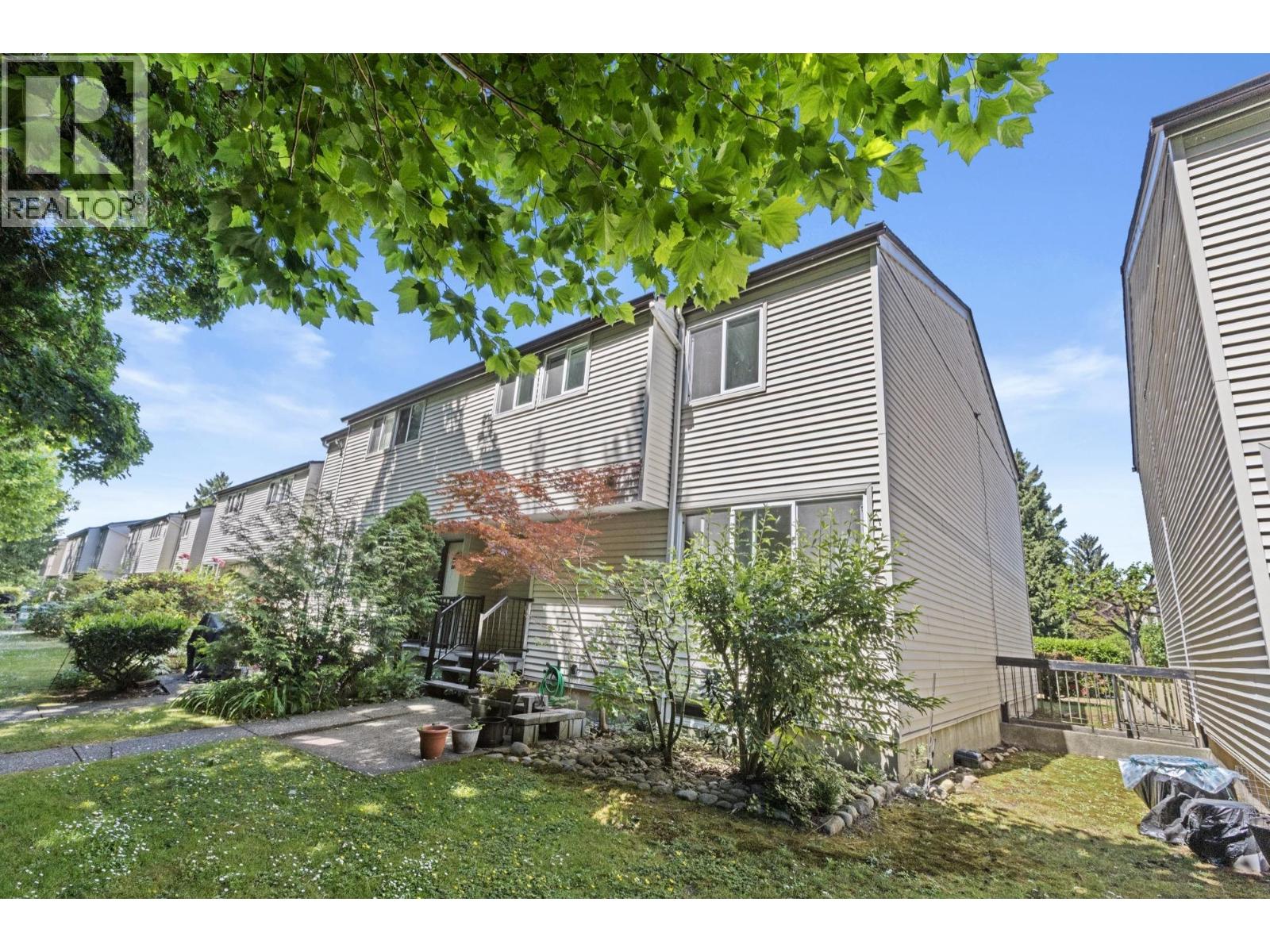 122 3461 EAST 49TH AVENUE, vancouver, British Columbia