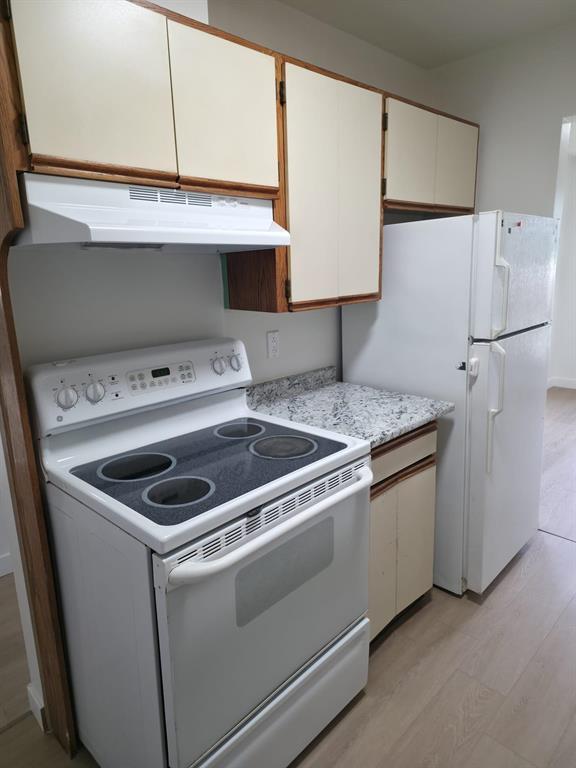 860 Templeton Avenue, Winnipeg, Manitoba  R2V 3S6 - Photo 7 - 202614637