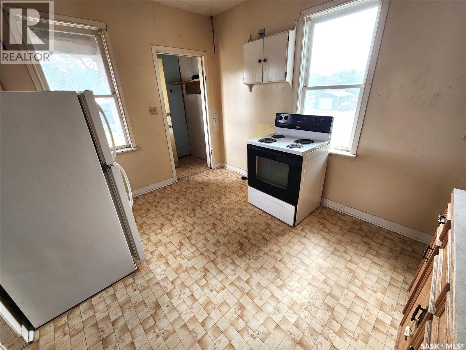 315 3rd Street, Frobisher, Saskatchewan  S0C 0Y0 - Photo 5 - SK040333