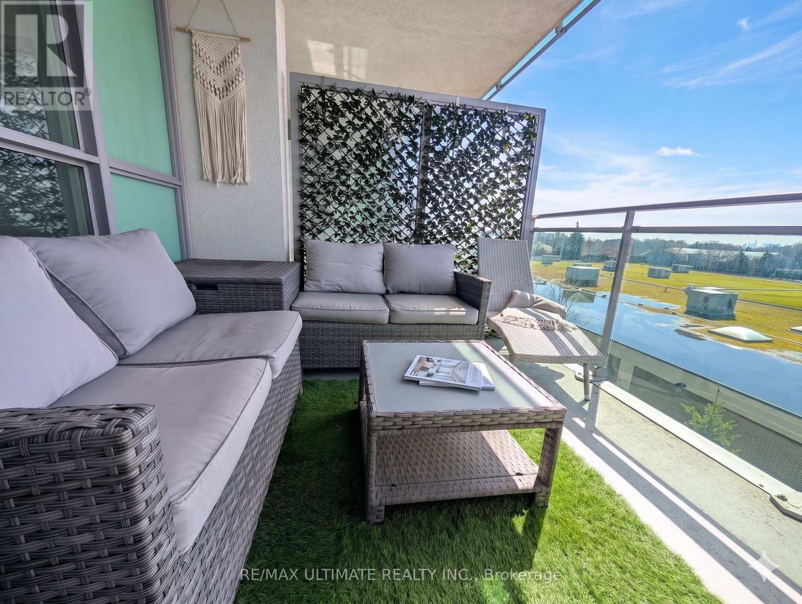425 - 60 Fairfax Crescent, Toronto, Ontario  M1L 0E1 - Photo 6 - E13475956