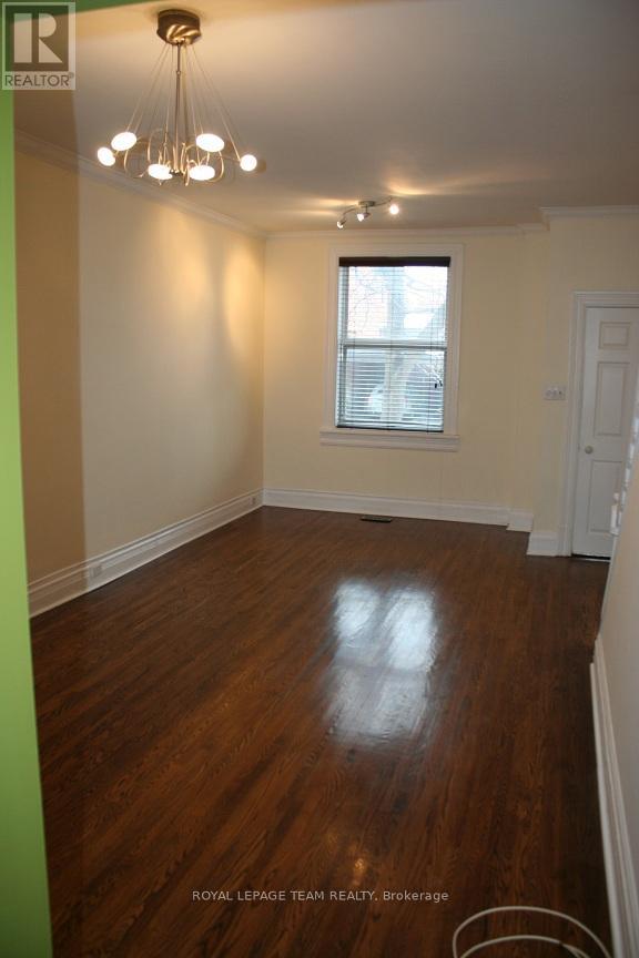 35 Ivy Crescent, Ottawa, Ontario K1M 1Y1 - Photo 4 - X13477120
