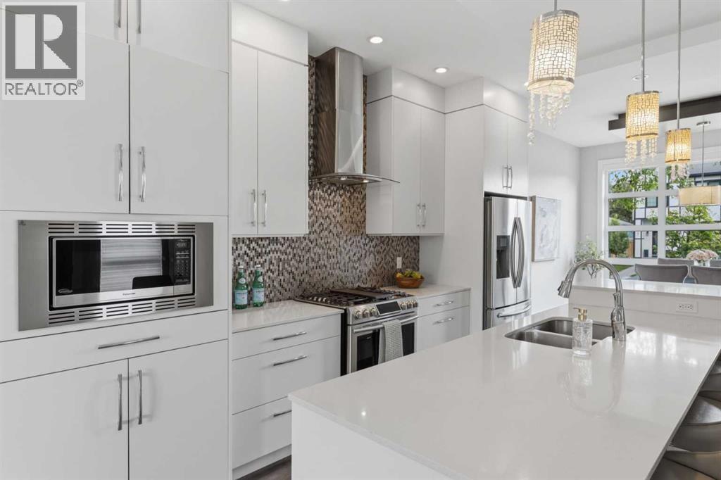 2052 46 Avenue Sw, Calgary, Alberta  T2T 2R9 - Photo 9 - A2321974