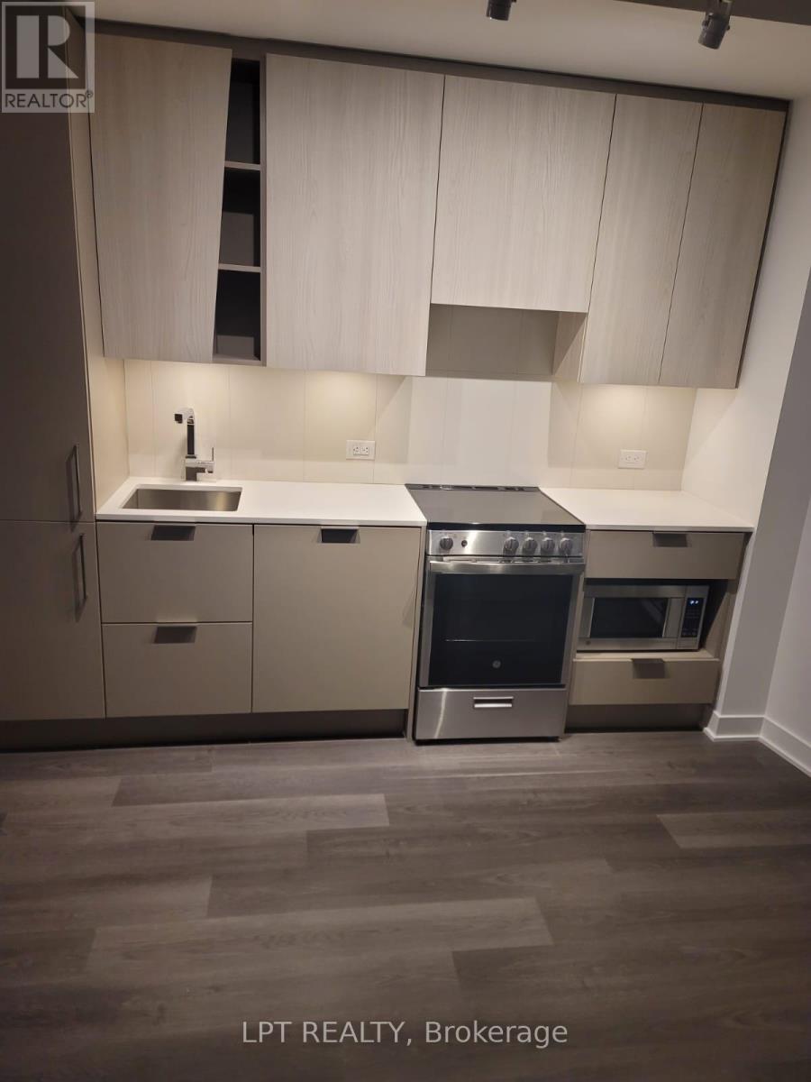 220 - 3900 Confederation Parkway, Mississauga, Ontario L5B 0M3 - Photo 9 - W13477106