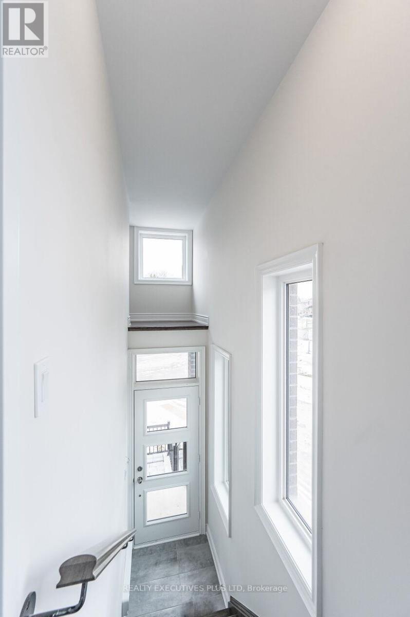 Main - 23 Blackstone Street, Toronto, Ontario M6L 0A5 - Photo 3 - W13477110