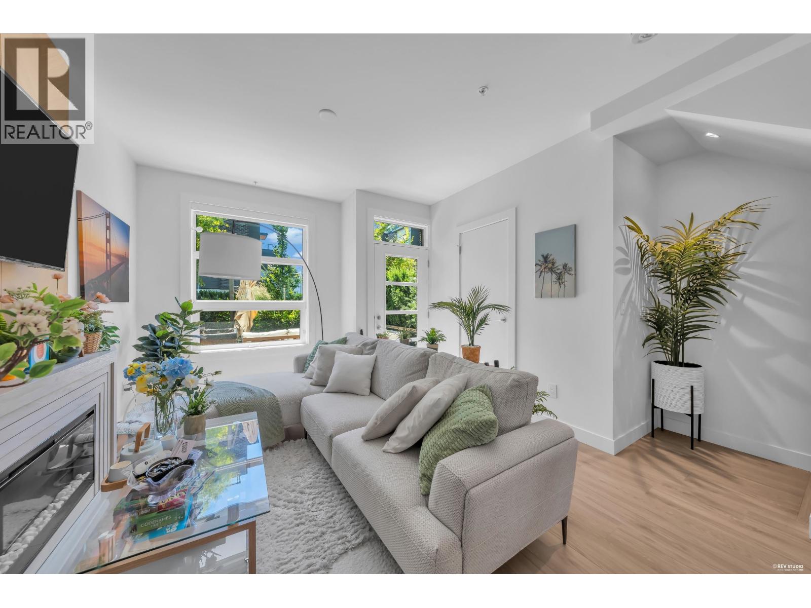 1202 6085 Irmin Street, Burnaby, British Columbia  V5J 5C5 - Photo 5 - R3138446